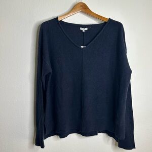 NWT Unsubscribed 100% Cashmere Navy Blue V - Neck Oversized Sweater Front Seam